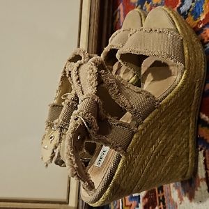 Beigh cloth hemp wedges